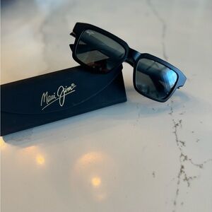 Black Maui Jim Kahiko Sunglasses